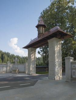 Portalul Memorial Golgota Neamului – „Fântâna Albă”