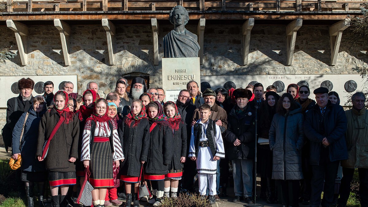 Pomenirea lui Mihai Eminescu și Ciprian Porumbescu la Putna